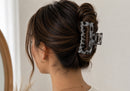 Pinza para Cabello en Forma de Rectangular Gris con Manchas 10cm